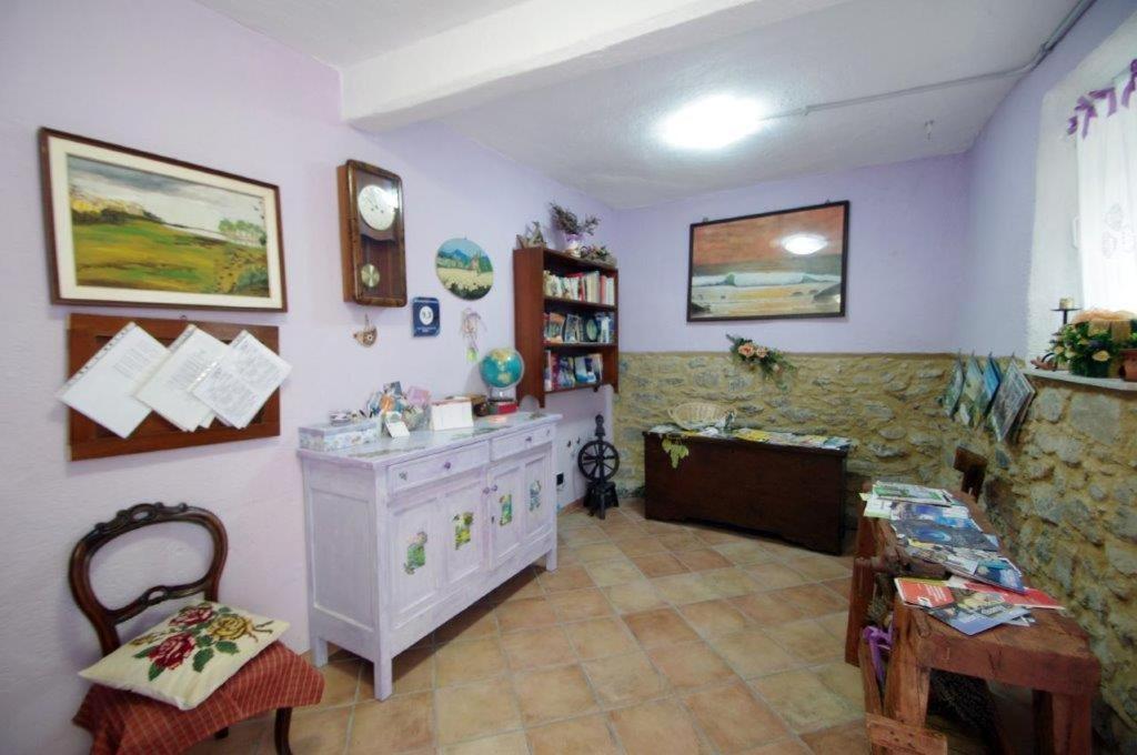 Agriturismo Nonnamelia Nasino Luaran gambar