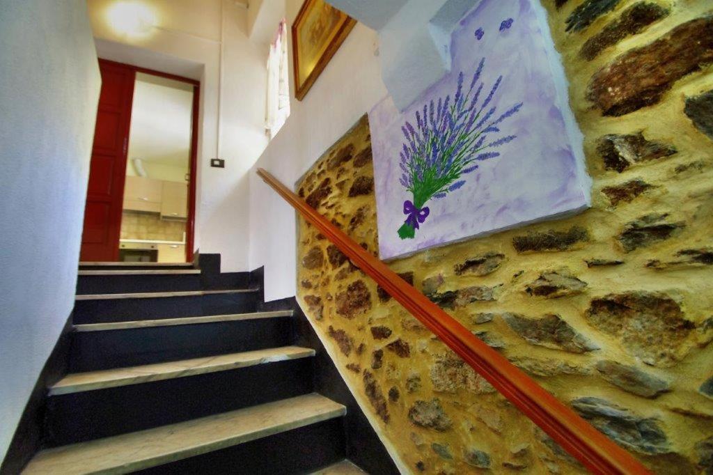 Agriturismo Nonnamelia Nasino Luaran gambar