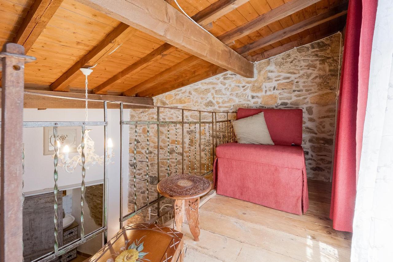 Agriturismo Nonnamelia Nasino Luaran gambar